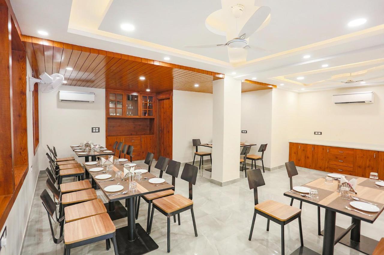 Fabhotel Golf Inn Golf Course Road Ґурґаон Екстер'єр фото