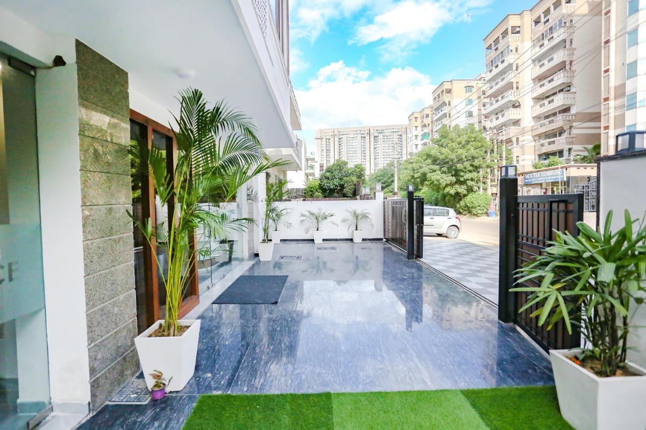 Fabhotel Golf Inn Golf Course Road Ґурґаон Екстер'єр фото